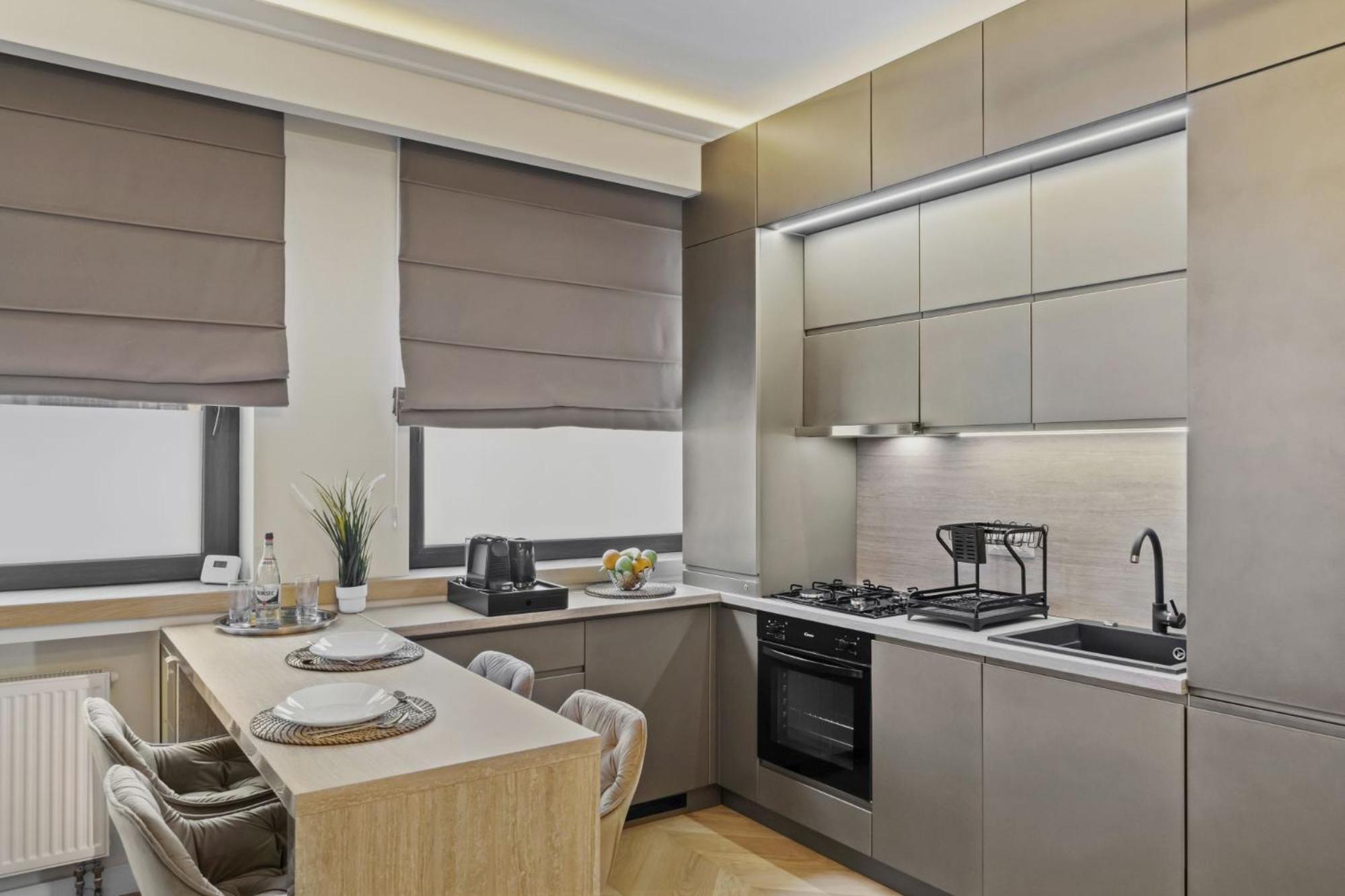 Central Two Rooms Apartment The Paradise Of Lights บูคาเรสต์ ภายนอก รูปภาพ