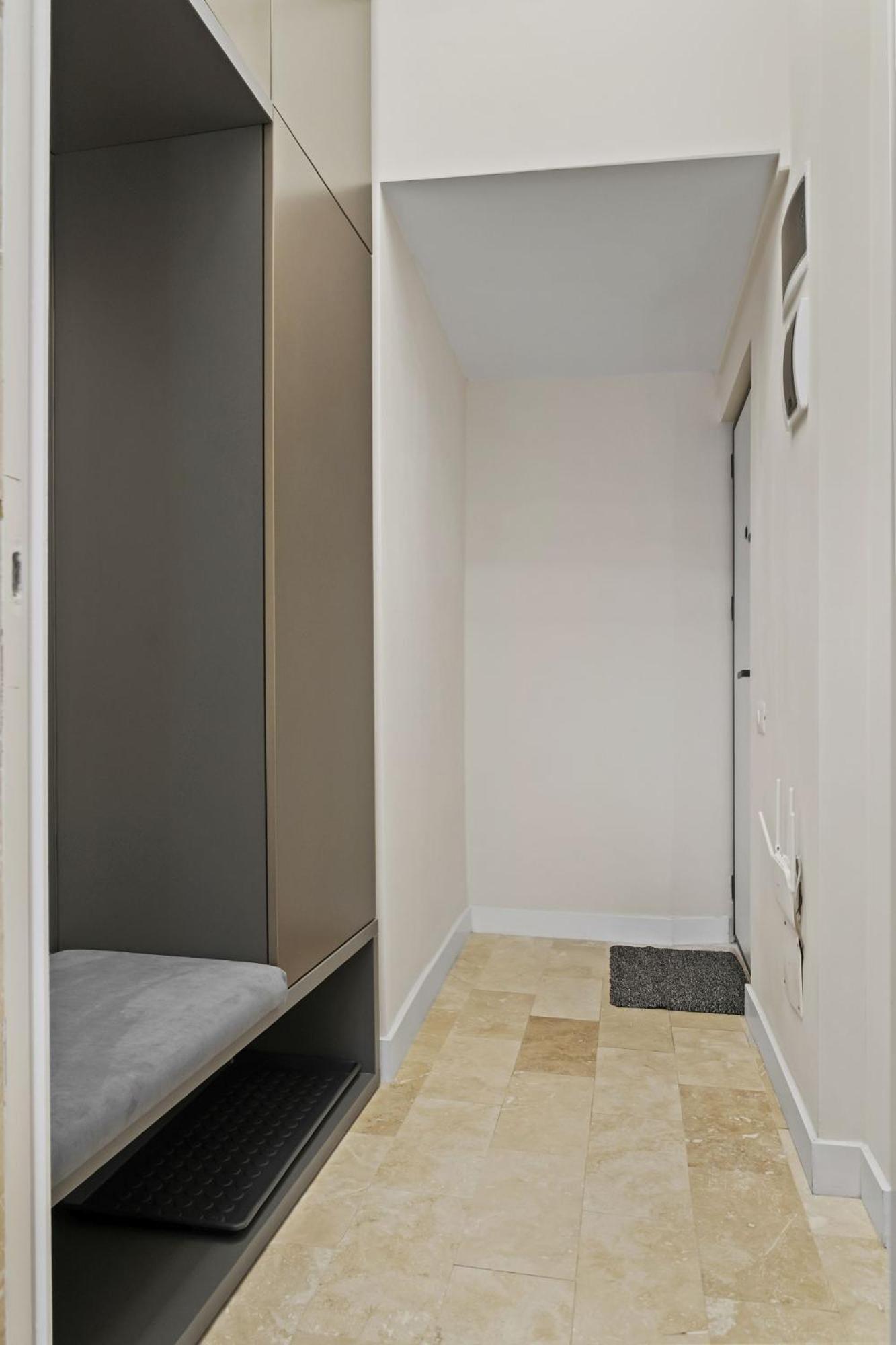 Central Two Rooms Apartment The Paradise Of Lights บูคาเรสต์ ภายนอก รูปภาพ