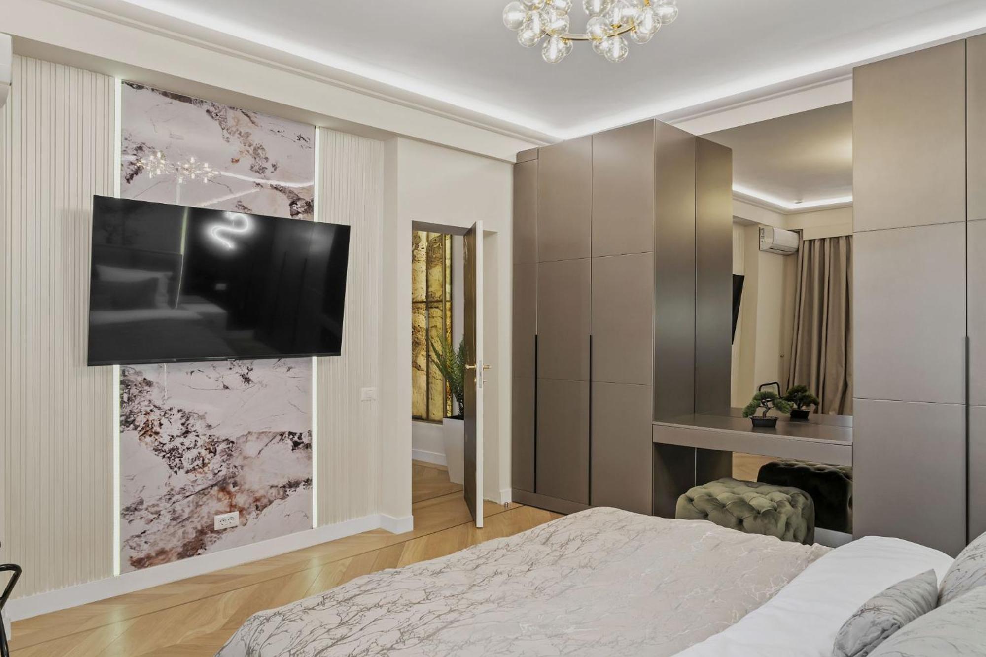 Central Two Rooms Apartment The Paradise Of Lights บูคาเรสต์ ภายนอก รูปภาพ
